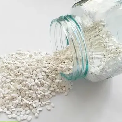 Masterbatch spomaľujúci horenie